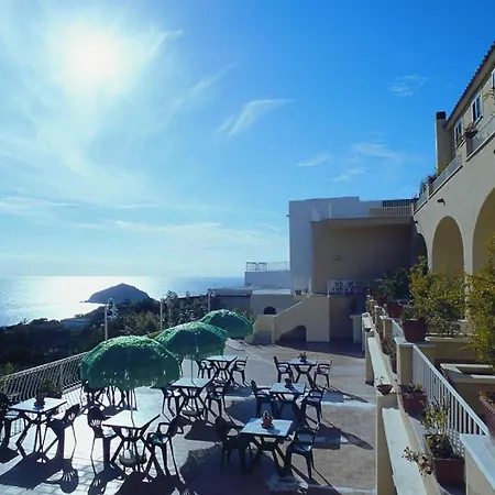Terme Saint Raphael Hotel 4*