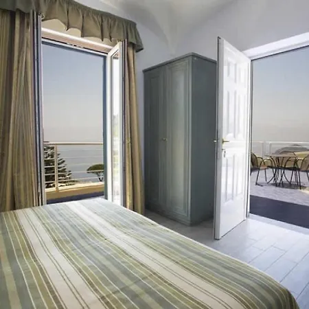Terme Saint Raphael Hotel 4*