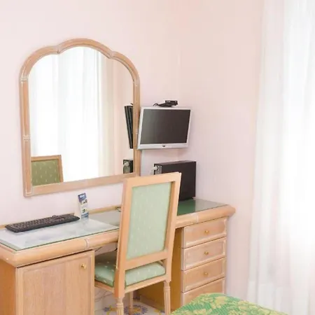 Hotel Terme Saint Raphael 4*