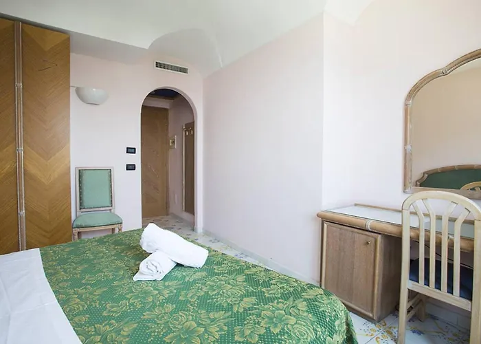 Terme Saint Raphael バラーノ・ディスキア