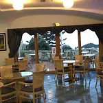 圣拉斐尔温泉酒店