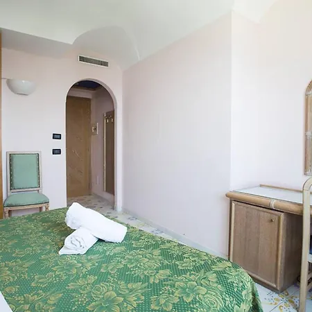 Terme Saint Raphael Barano dʼIschia