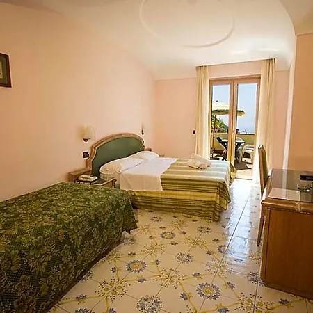 Terme Saint Raphael Hotel 4*