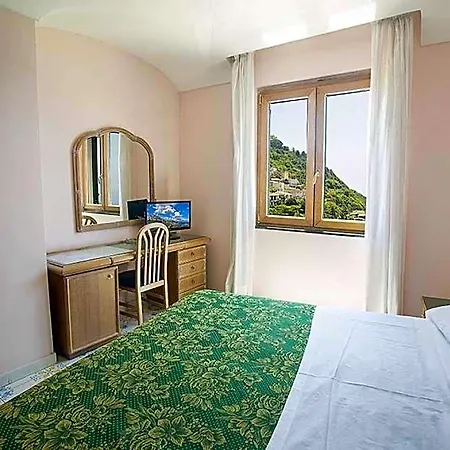Terme Saint Raphael Hotel 4*