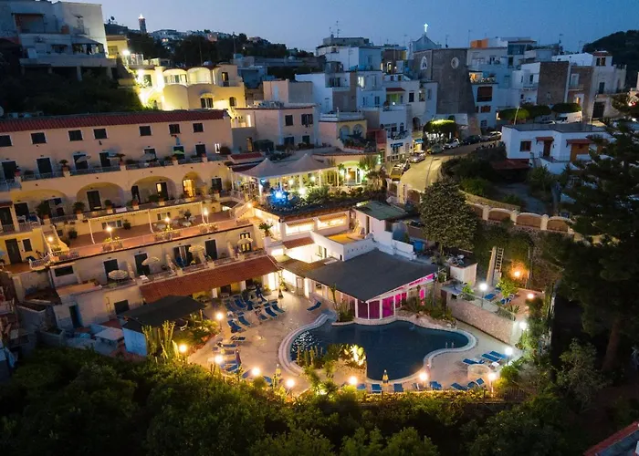 Hotel Terme Saint Raphael Barano dʼIschia