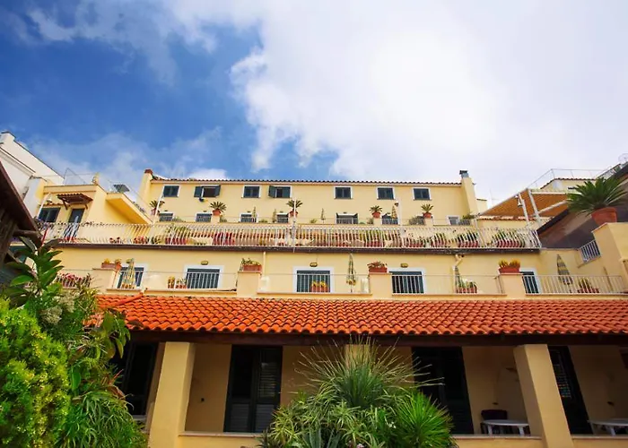 Terme Saint Raphael Hotel Barano dʼIschia