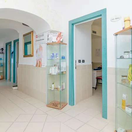 ホテル Terme Saint Raphael バラーノ・ディスキア