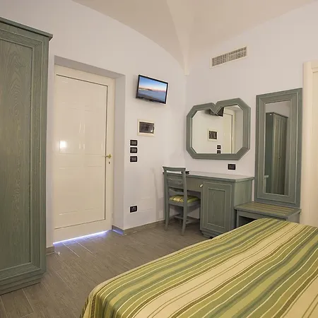 ホテル Terme Saint Raphael