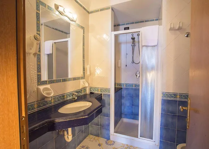 ホテル Terme Saint Raphael